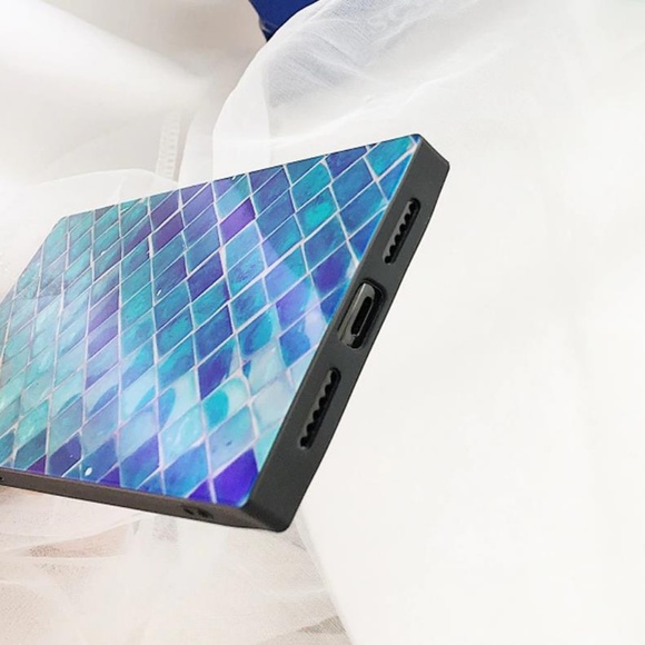 NEW iPhone 7/8 Square Mermaid Case - Picture 5 of 8